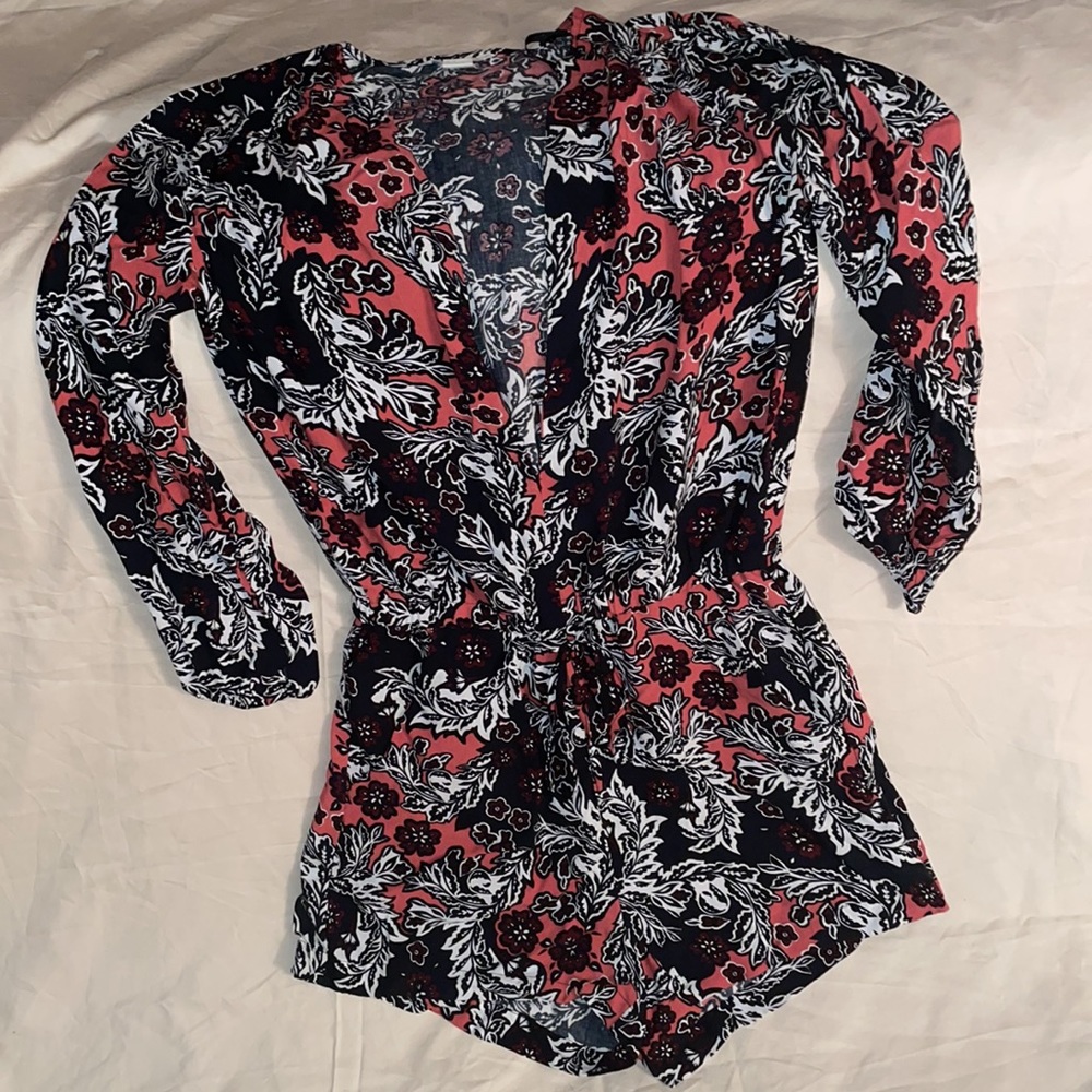 H&M Floral Long Sleeve lightweight Shorts Romper, NWOT